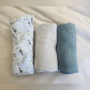 aden + anais Muslin Swaddle Trio - Toucans, Cream & Sage